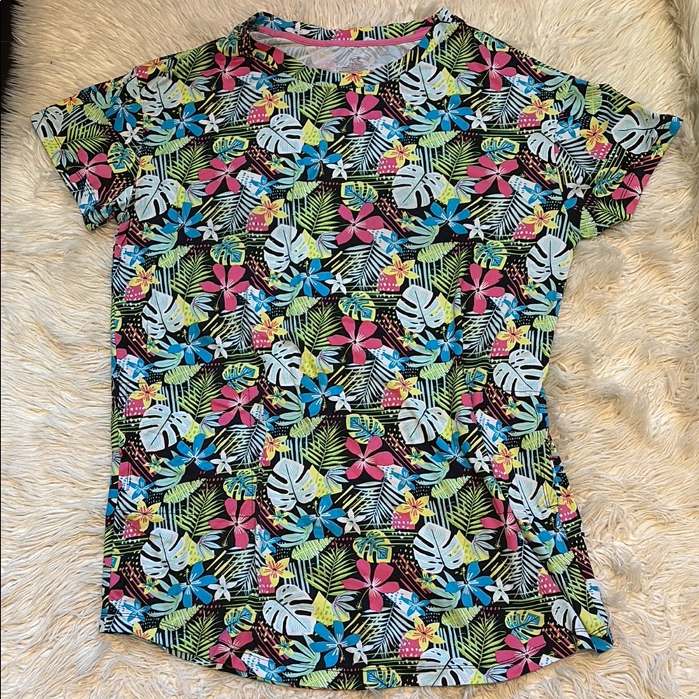 Has pockets! Dress or shirt. Soft.